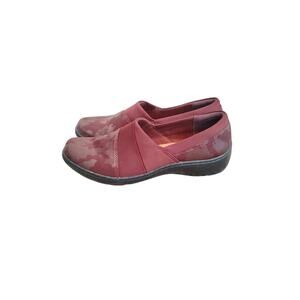 Clarks Women 7.5 Burgundy Cora Heather Oxford Loafer Comfort Slip on Shoes Flat